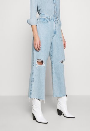 DEVON CROP - Flared Jeans - mojave river