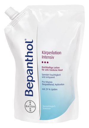 Bepanthol Körperlotion Intensiv Nachfüllbeutel mit weißer und blauer Verpackung, Klappdeckel, für sehr trockene Haut und feuchtigkeitsspendende Pflege.