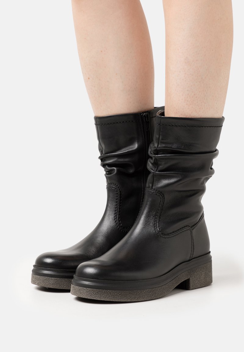 gabor platform boots