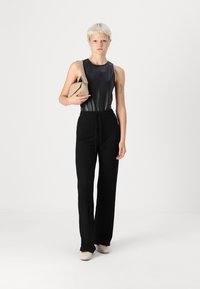 Pieces PCIRIS WIDE  - Hlače - black