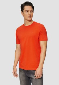 s.Oliver MIT CREW NECK UND LOGO - T-shirt basic - dunkelorange