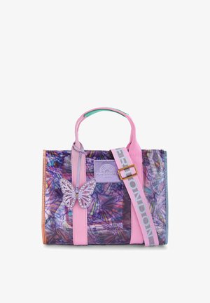 Transparante draagtas met patroon van paarse, roze en blauwe vlinders, roze hengsels, een vlinderbedel en een roze verstelbare schouderriem.