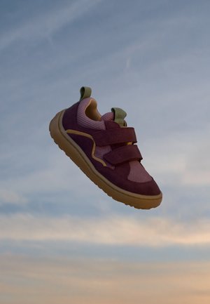 Froddo, BAREFOOT BAZE - Baskets basses - bordeaux