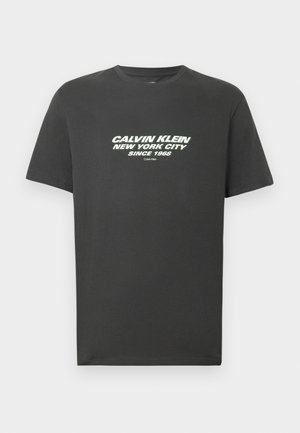 Calvin Klein, SS 30S WHSL SP CKNYC GRAPHIC TEE - Print T-shirt - pirate black