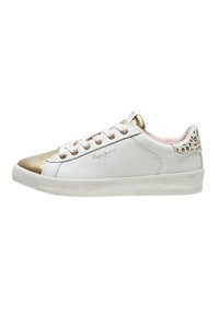 Sneaker bianca in pelle con accenti dorati sulla punta e sugli occhielli, caratterizzata da un retro in stampa leopardata. Suola in gomma con dettagli testurizzati.
