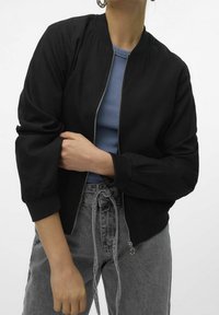 Vero Moda Bomber bunda - black
