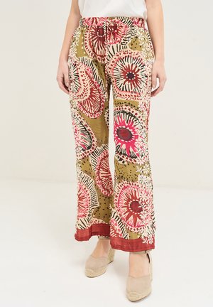 Camomilla Italia, PICKY - TROUSERS - Stoffhose - fuchsia