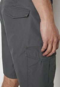 Marc O'Polo REGULAR FIT - Shorts - gray pin