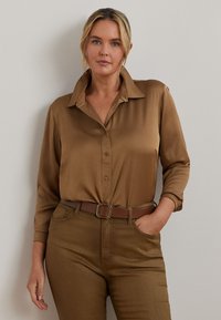 Lauren Ralph Lauren Woman CLASSIC - Blusa com botões - honey tan