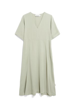 V-Ausschnittkleid in Hellgrün, aus glattem Stoff, mit kurzen Ärmeln und einem ausgestellten Saum mit dezenten Falten. Keine sichtbaren Verschlüsse.