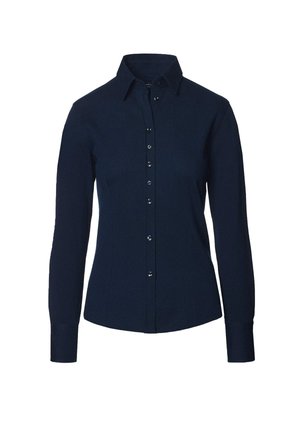 Granatowa koszula z długim rękawem, wykonana z gładkiego materiału, z klasycznym kołnierzykiem, zapięciem na guziki i subtelnymi detalami wzdłuż szwów.