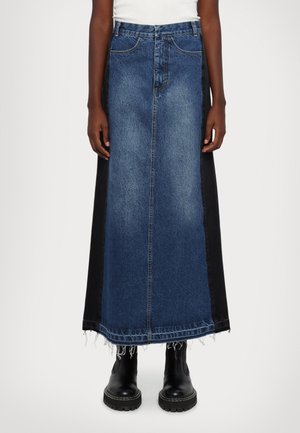 LONG SKIRT WITH BLACK SIDES - Denim skirt - medium blue/black