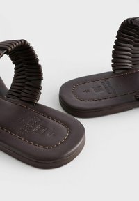 Next FOREVER COMFORT BAND  - Pantofle - chocolate brown