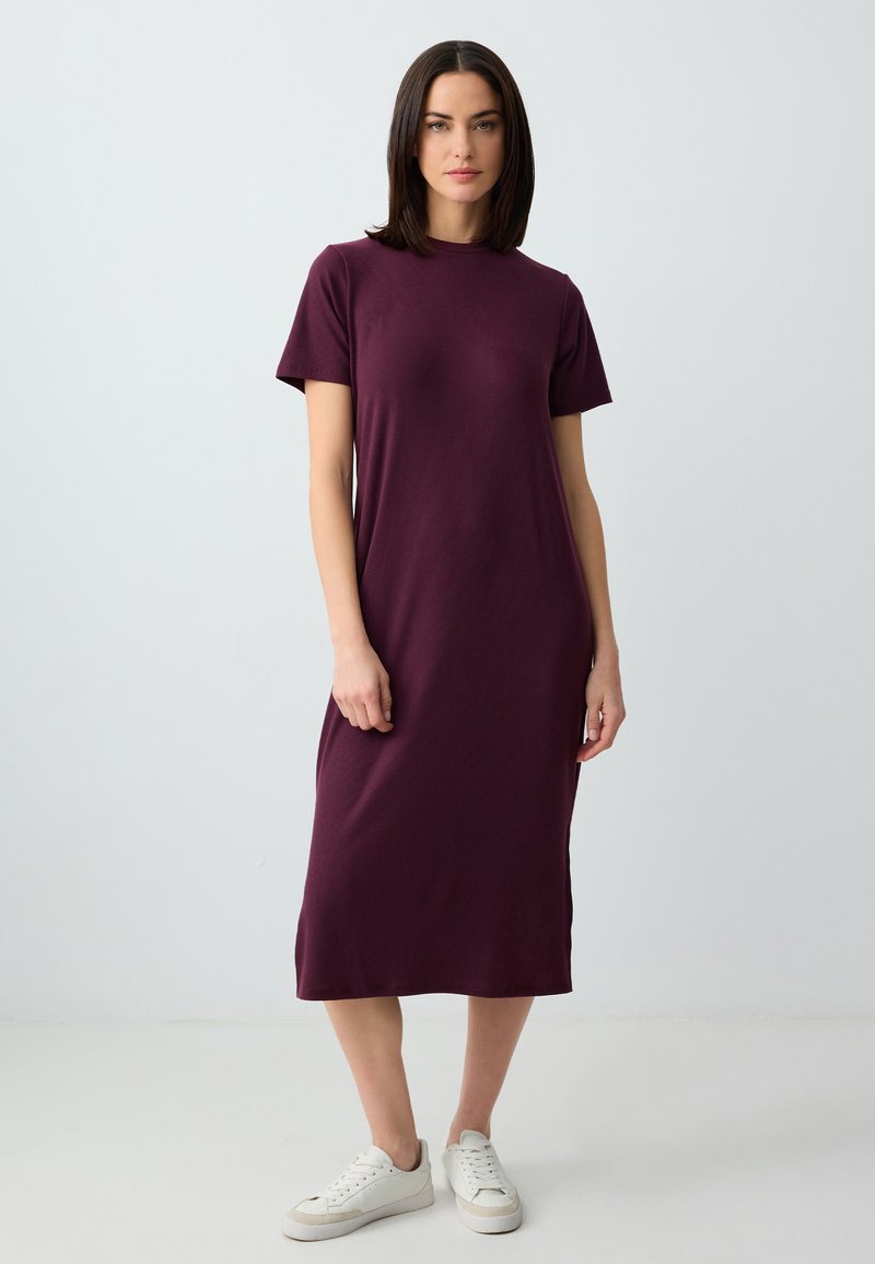 burgundy long sleeve dress mini Kellie Floral Long Sleeve Mini Dress