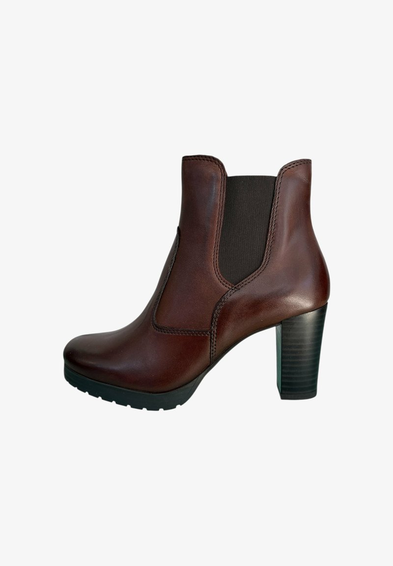 Stivale alla caviglia in pelle marrone con pannello laterale elastico, punta arrotondata e tacco quadrato su sfondo bianco.