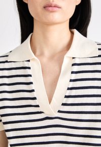 GANT FINE RUGGER - Print T-shirt - cream