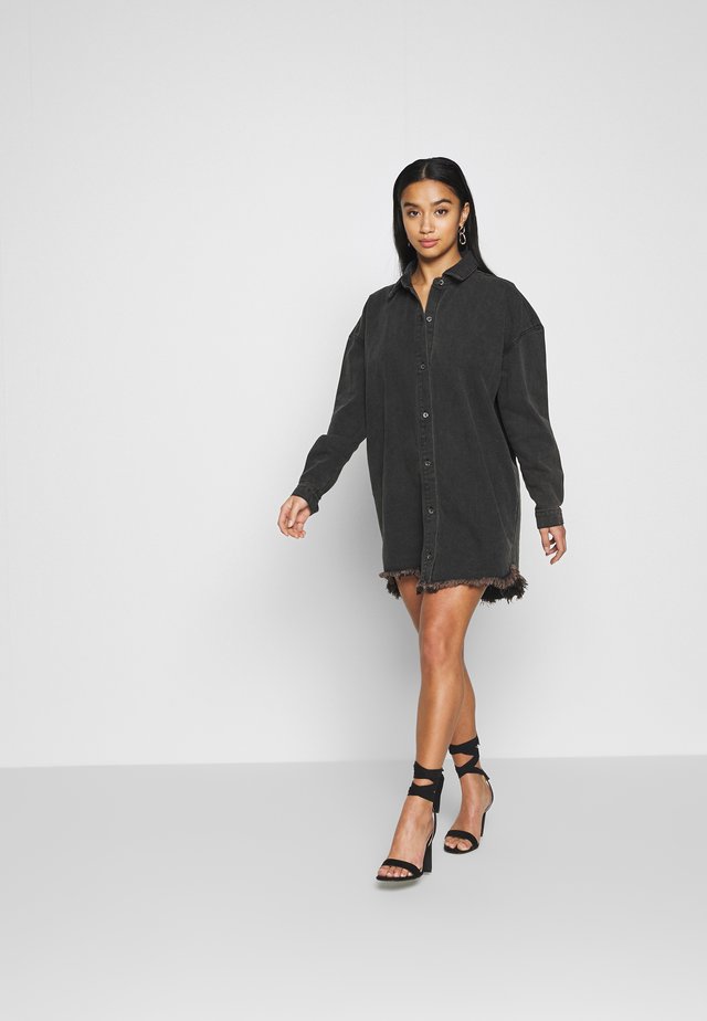 OVERSIZED SHIRT DRESS - Robe en jean - black
