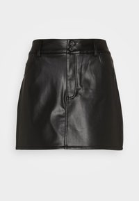 Mini-jupe en cuir noir avec une coupe ajustée, deux poches avant et une fermeture à bouton à la taille. Texture lisse et coutures minimales.