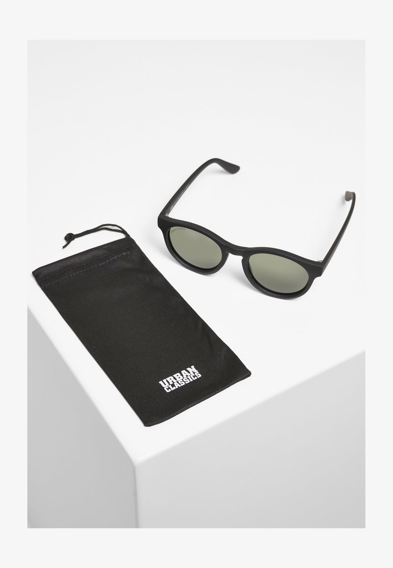 Urban Classics SUNRISE - Akiniai nuo saulės - black/green