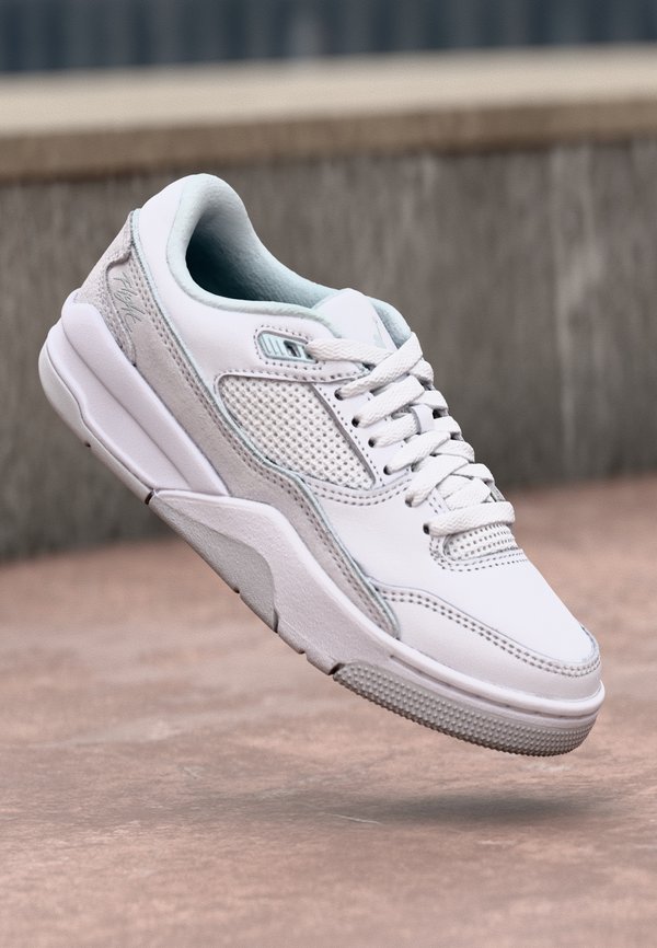 JORDAN FLIGHT COURT - Sneaker low