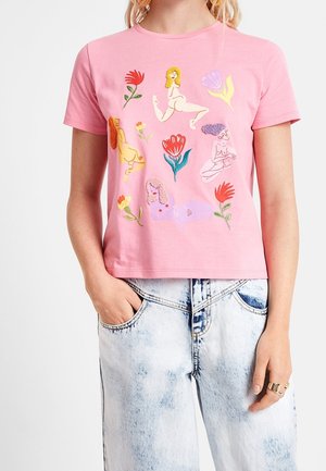 T-shirt z nadrukiem