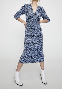 PULL&BEAR Vardagsklänning - blue