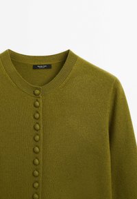 Massimo Dutti Strickjacke - olive