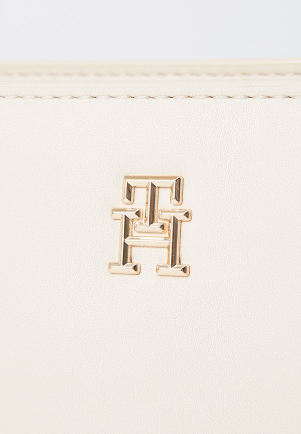 LOGOTAPE CAMERA BAG - Cross body bag - beige4