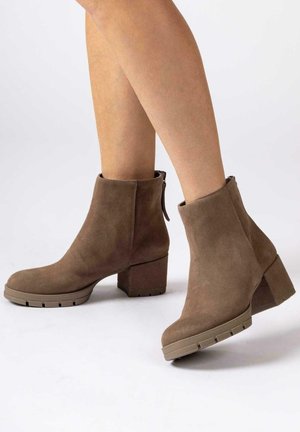 en ropa y | Zalando Outlet