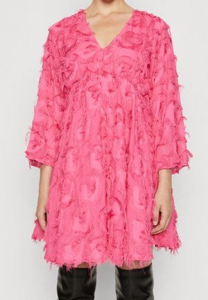 Cocktailklänning - purple