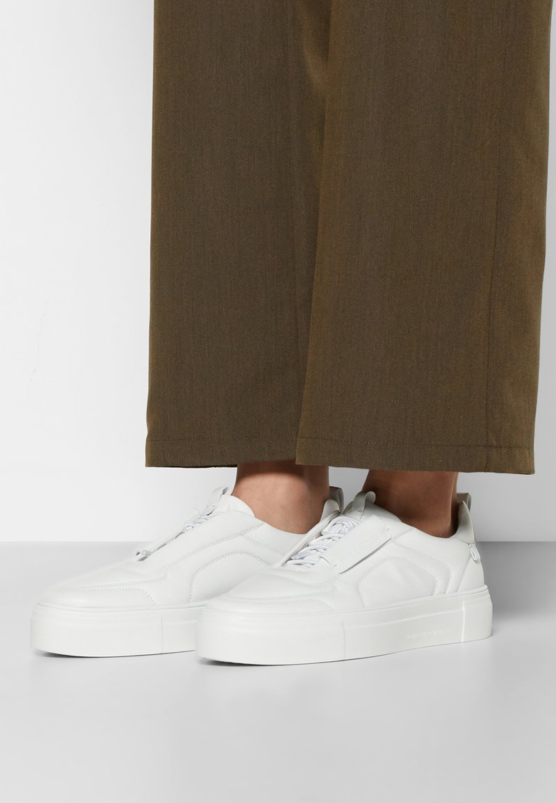 Damen Sneaker low | Kennel + Schmenger BIG Sneaker low bianco/weiß - AN44833 Damen Sneaker low | Kennel + Schmenger BIG Sneaker low bianco/weiß - AN44833