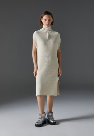 Jumper dress - beige