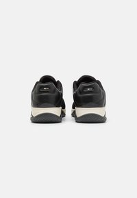 BOSS COURTSTRIDE - Tenisky - black