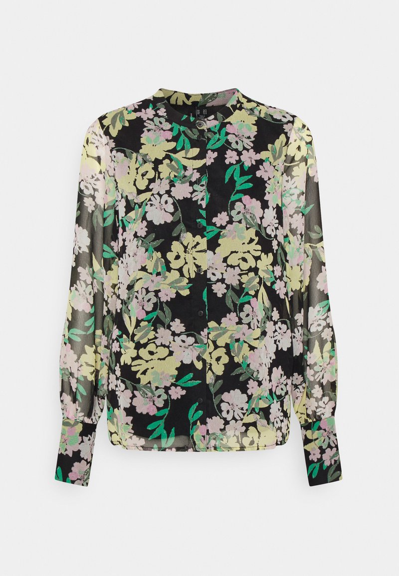 Blusa transparente com fundo preto e estampa floral multicolorida em rosa, amarelo e verde. Frente com botões e mangas longas.