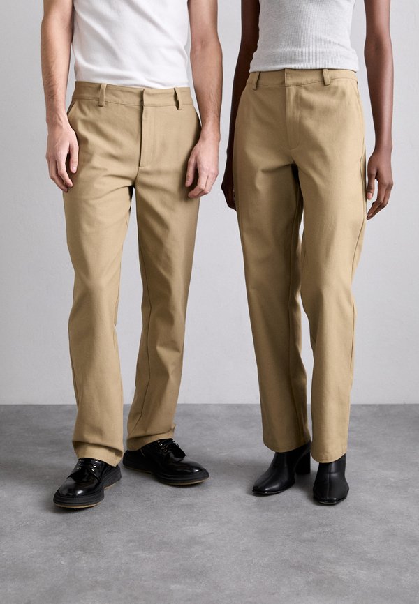 STRAIGHT LEG TROUSERS UNISEX - Stoffhose - khaki beige