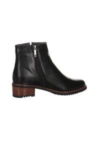 Botas de tobillo de cuero negro con cierre lateral, punta redonda y un tacón mediano apilado. Cuenta con una suela de goma texturizada para mayor agarre.