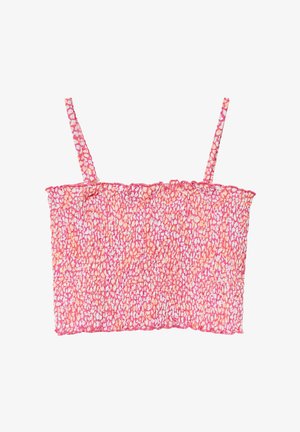 Top cropped smocké rose avec fines bretelles, présentant un motif texturé dans des nuances de rose et de corail sur un fond blanc.