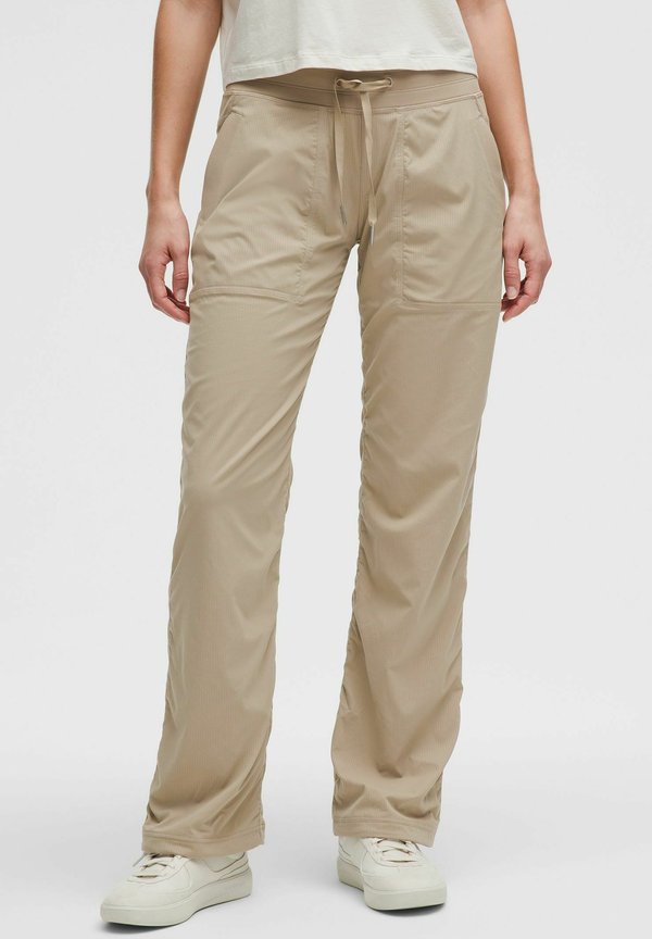 DANCE STUDIO MID-RISE LINED REGULAR - Stoffhose - sheer oak