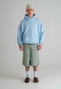 Thumbnail Image 5