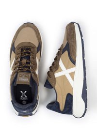 MUNICH BABEL UNISEX - Zapatillas - brown