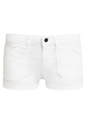 Weiße Jeans-Shorts mit einem klassischen Design, ausgestattet mit zwei Dezimalfronttaschen, einem Knopfverschluss und einem sauberen Abschluss am Saum.