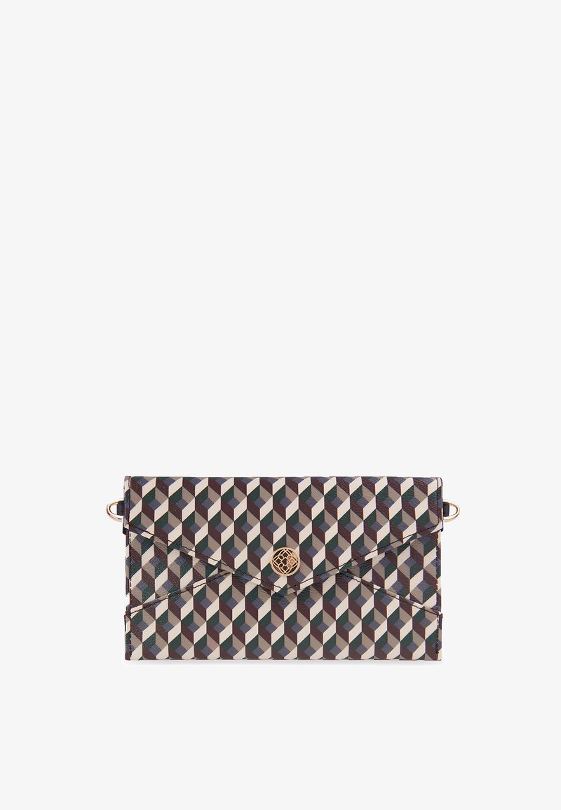 Geometrisch-gepatroneerde clutch in donkere tinten met een glanzende afwerking. Behoort tot de kenmerken is een vergulde sluiting en een vouwontwerp. De details omvatten een textuurovervlak.