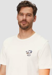 s.Oliver MET PEANUTS MOTIEF - T-Shirt print - weiß