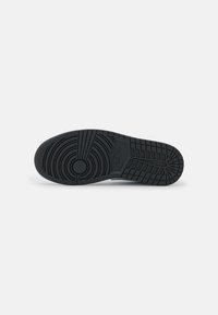 Jordan AIR JORDAN 1 MID - Sapatilhas de cano alto - grey fog/black/white