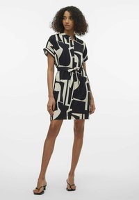 Vero Moda VMEASY  - Abito a camicia - nero fantasia