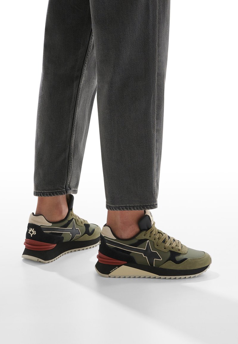 W6YZ YAK-M. - Tenisky - militärgrüne