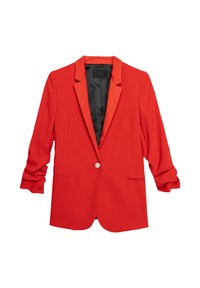 Czerwony blazer z jednym srebrnym guzikiem, z klapami i podwiniętymi rękawami. Wykonany z gładkiego materiału, z czarną podszewką i bocznymi kieszeniami.