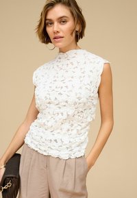 Next REGULAR FIT - Toppi - white