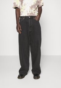 Weekday Baggy-farkut - black