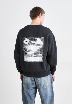 TOUGH FANTASY CREW - Sweatshirt - black